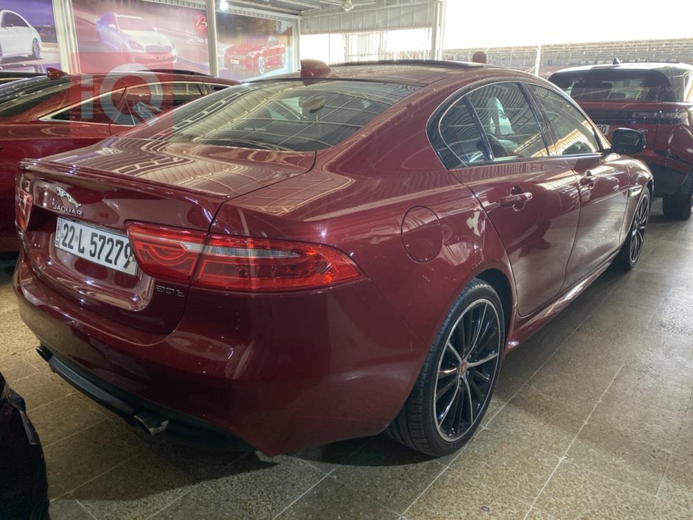 جاكوار XE